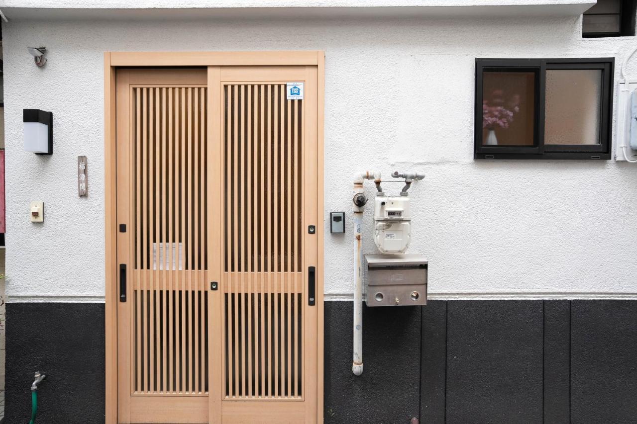 Ferienwohnung 山house中津 最大10人 中津駅まで徒歩6分 梅田まで電車4分行ける！　 Ōsaka Exterior foto