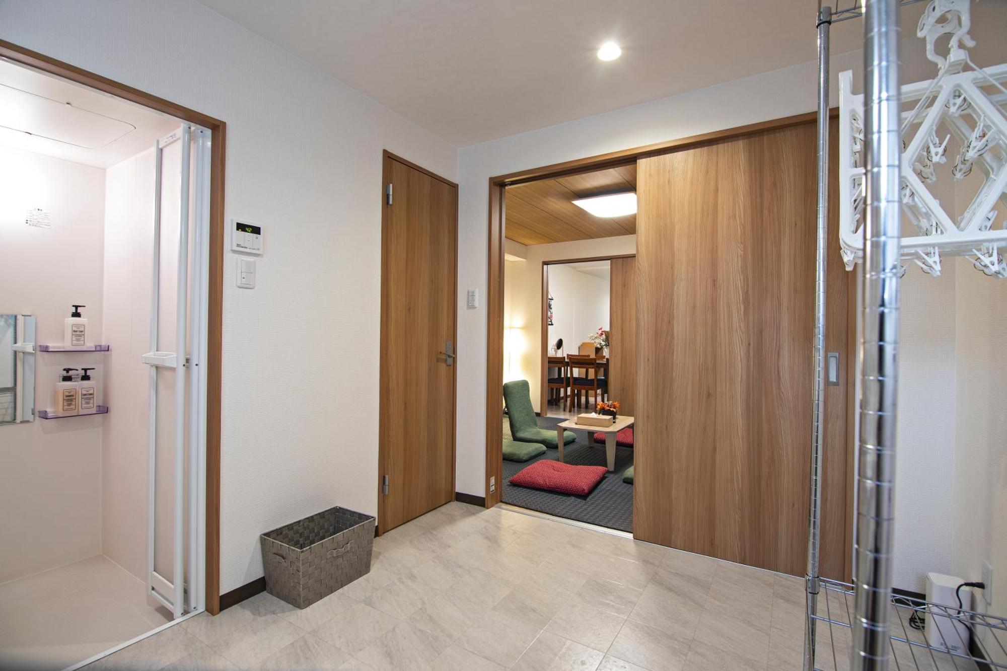 Ferienwohnung 山house中津 最大10人 中津駅まで徒歩6分 梅田まで電車4分行ける！　 Ōsaka Exterior foto