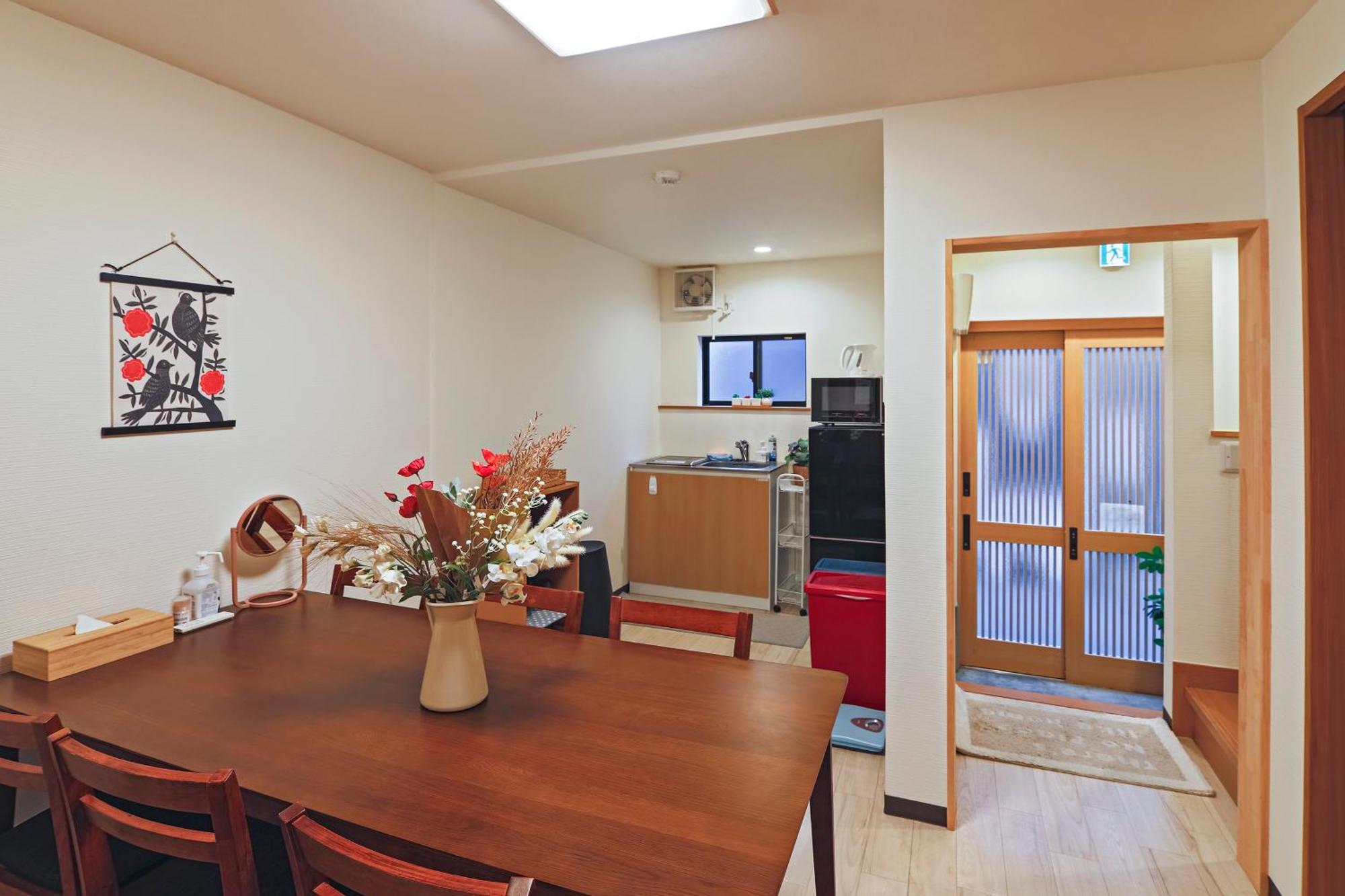 Ferienwohnung 山house中津 最大10人 中津駅まで徒歩6分 梅田まで電車4分行ける！　 Ōsaka Exterior foto